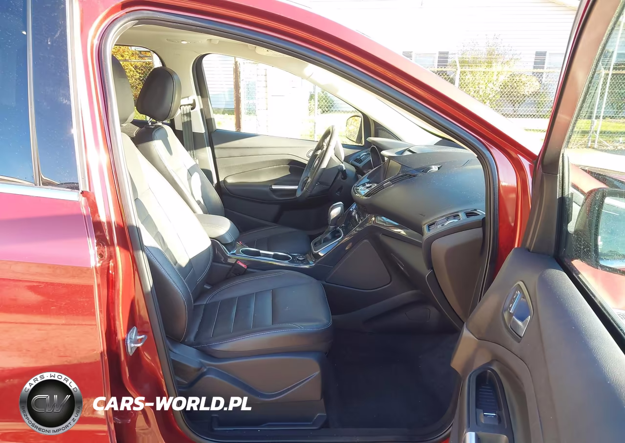 2014 Ford Escape Titanium VIN:1FMCU0J93EUB13810 - 5