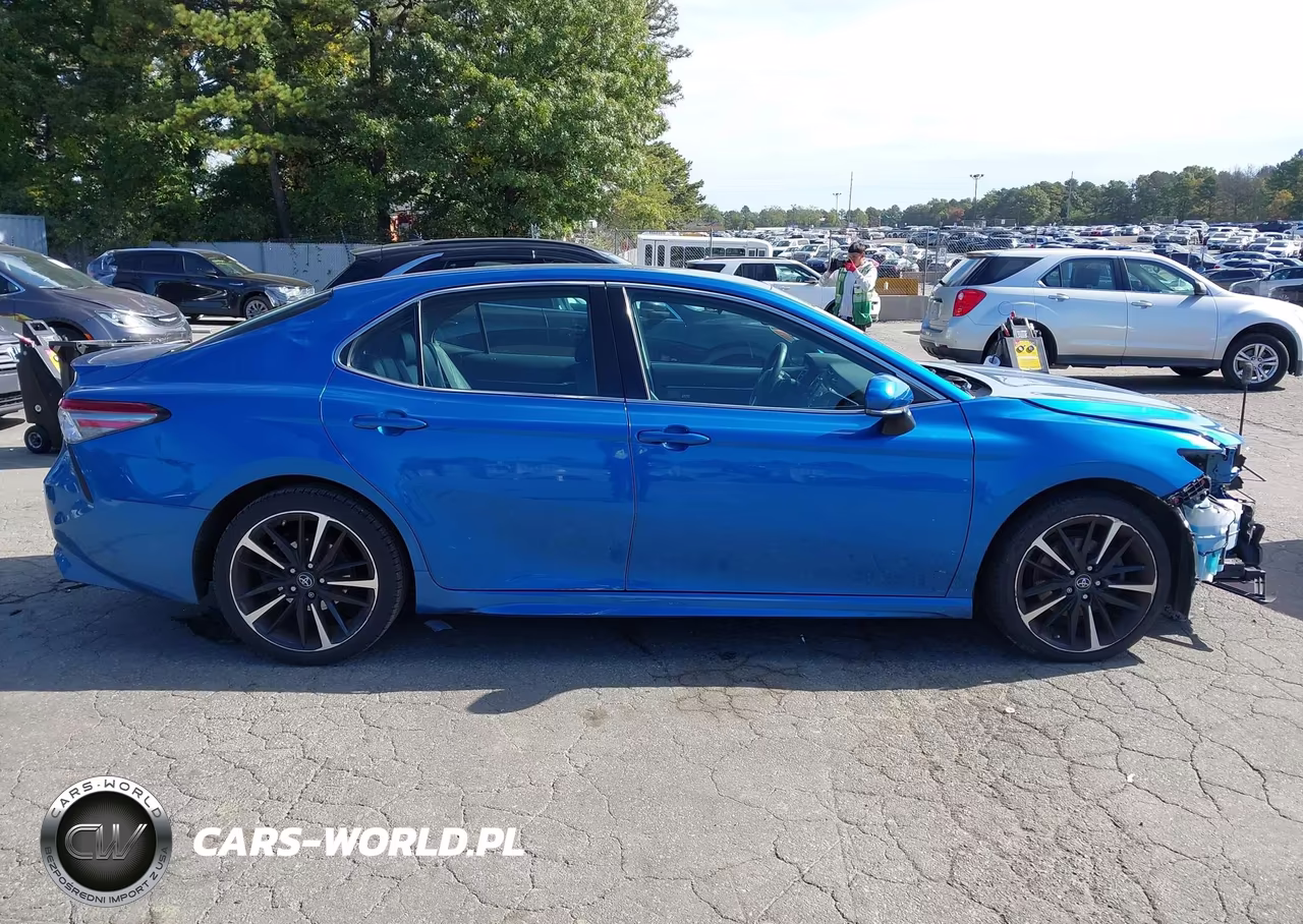 2018 Toyota Camry Xse VIN:4T1B61HK5JU008264 - 14
