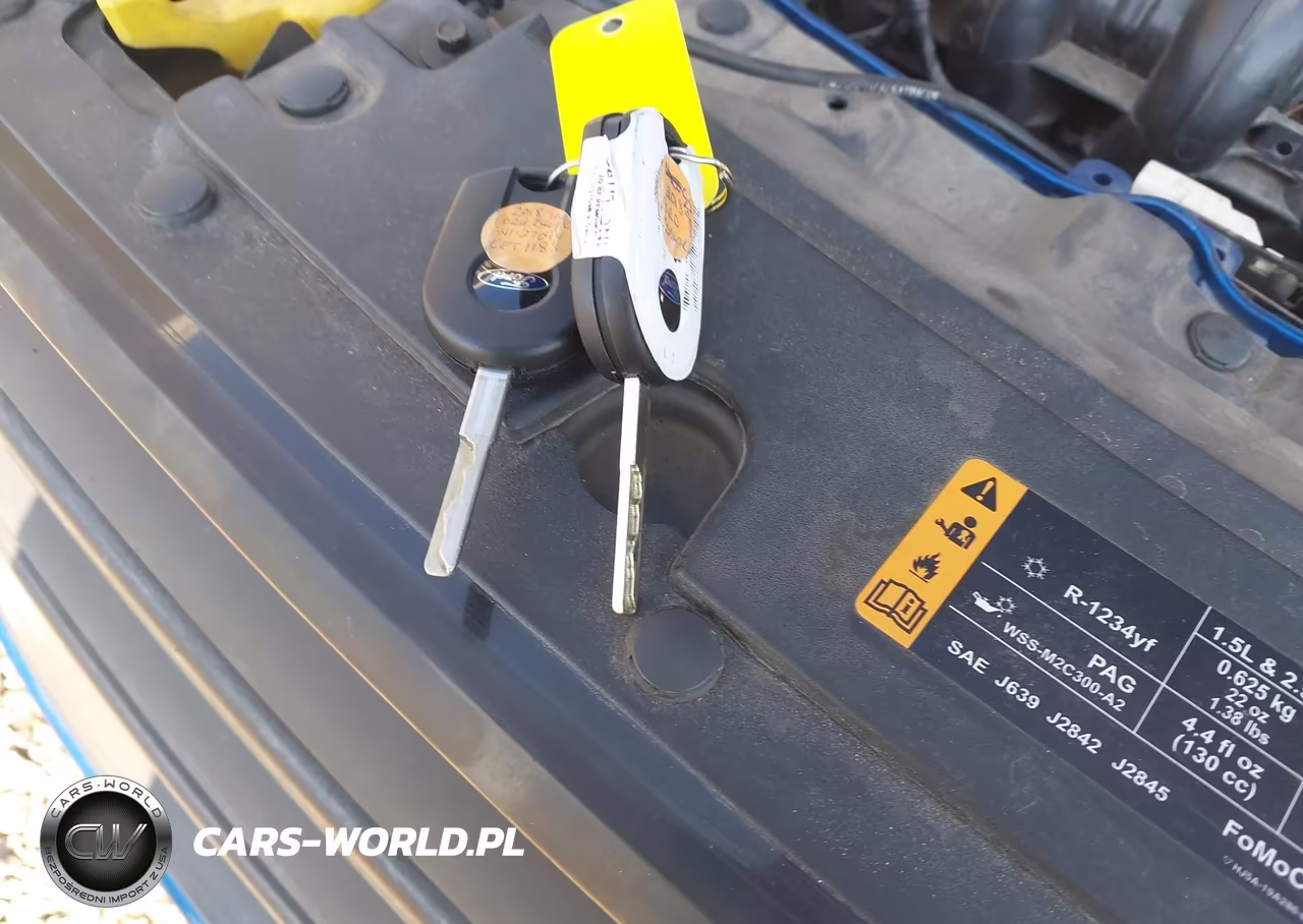 2018 Ford Escape S VIN:1FMCU0F7XJUD31020 - 11