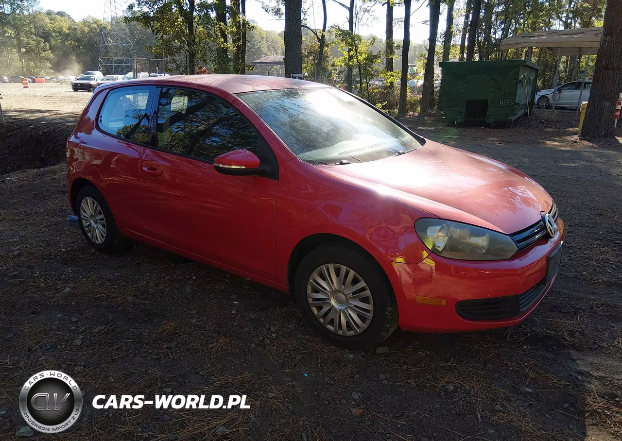 2011 Volkswagen Golf 2.5L 2-Door