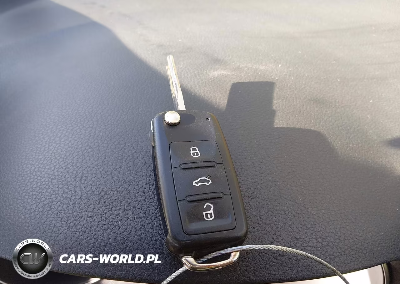 2011 Volkswagen Golf 2.5L 2-Door VIN:WVWAA7AJ3BW196954 - 11