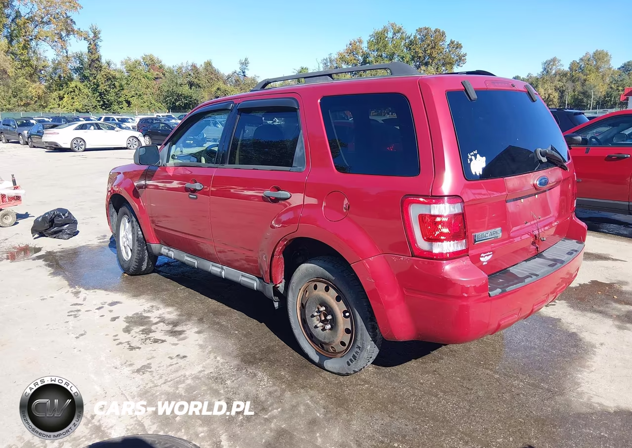 2010 Ford Escape Xlt VIN:1FMCU0D71AKA79673 - 3