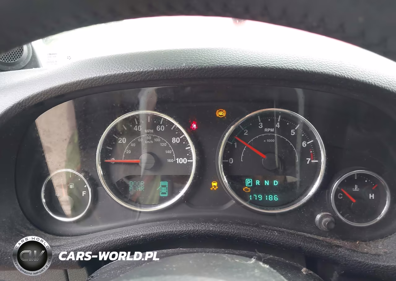 2012 Jeep Wrangler Sport VIN:1C4AJWAG0CL130704 - 7