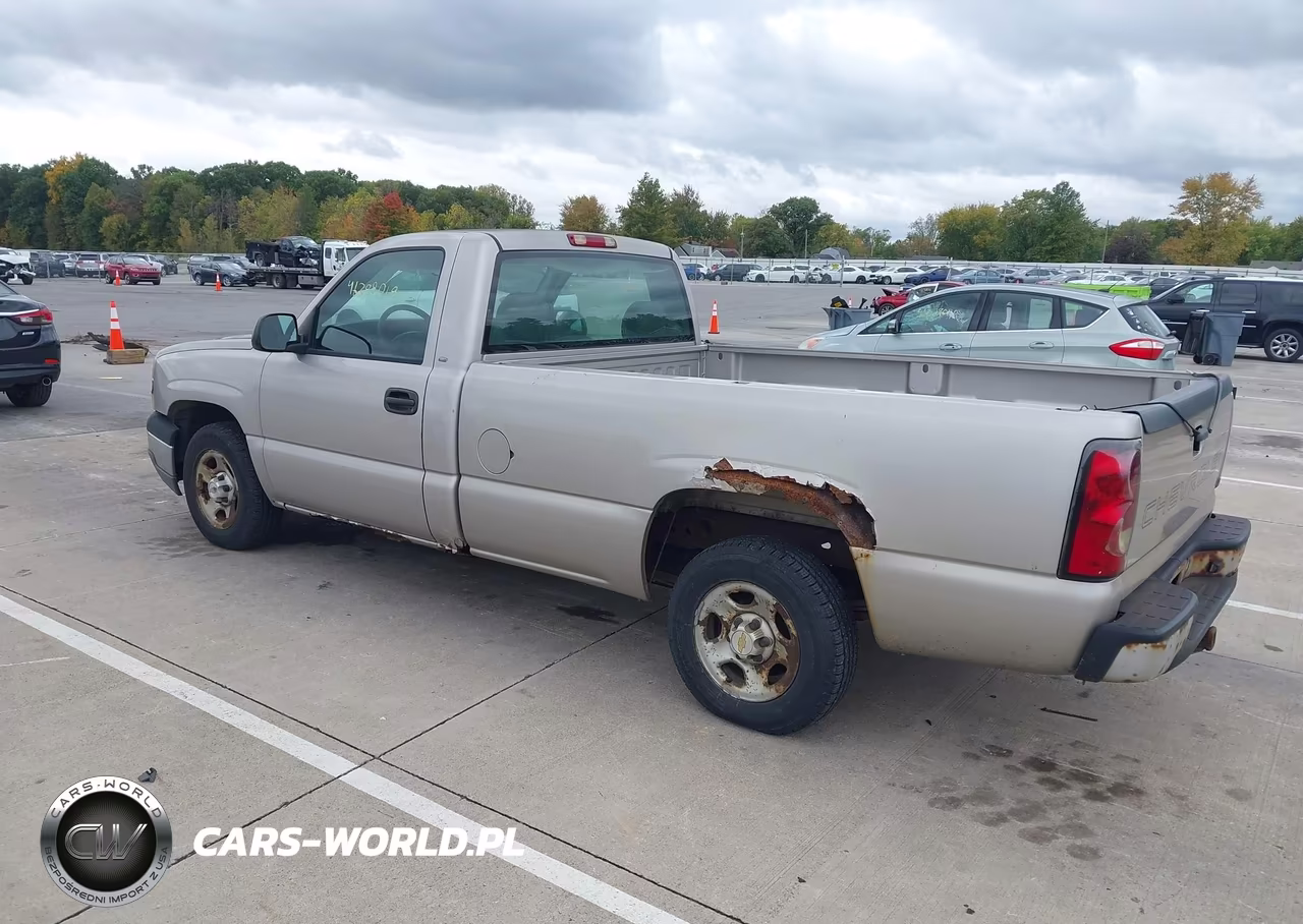 2004 Chevrolet Silverado 1500 Work Truck VIN:1GCEC14X64Z300685 - 3