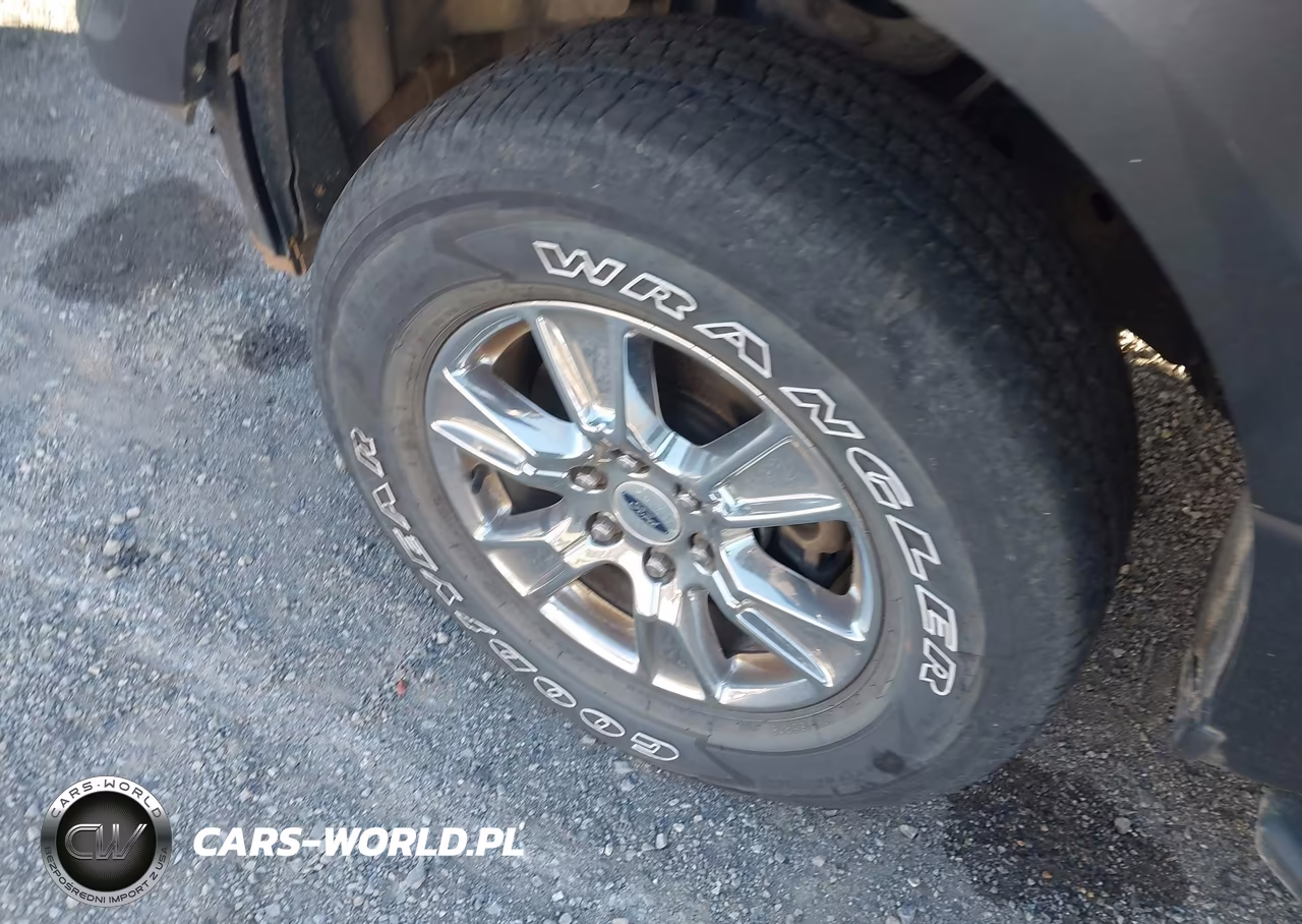 2017 Ford F-150 Xlt VIN:1FTEW1EG6HFA18236 - 12