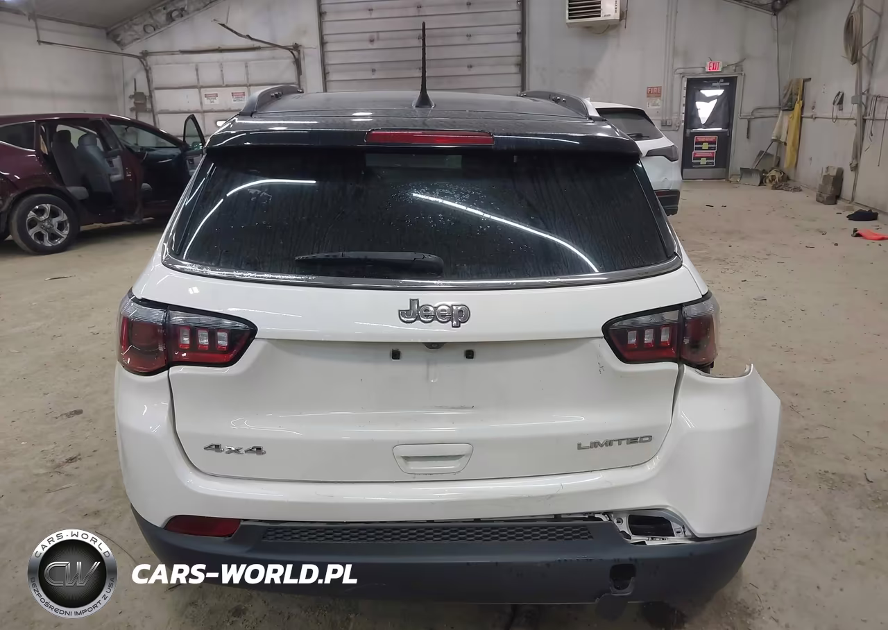 2019 Jeep Compass Limited 4X4 VIN:3C4NJDCB1KT669830 - 16
