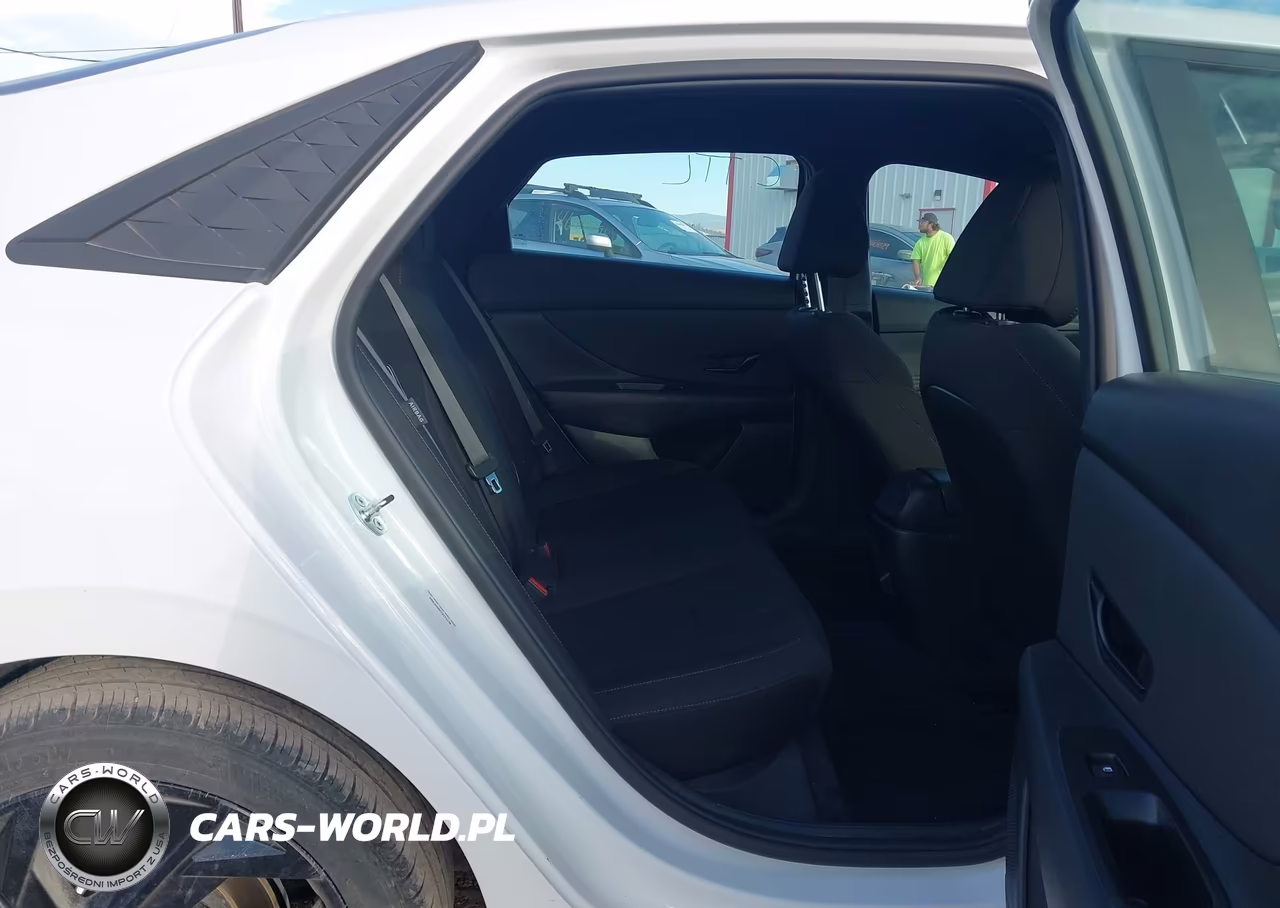 2026 Hyundai Elantra Sel Sport VIN:KMHLM4DGXTU171170 - 8