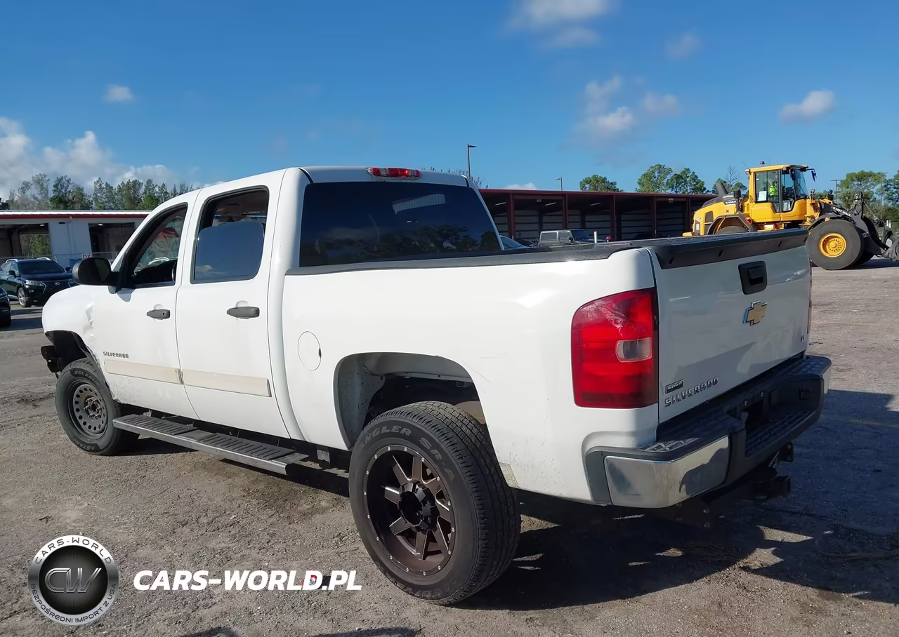 2011 Chevrolet Silverado 1500 Lt VIN:3GCPCSEA6BG152107 - 3