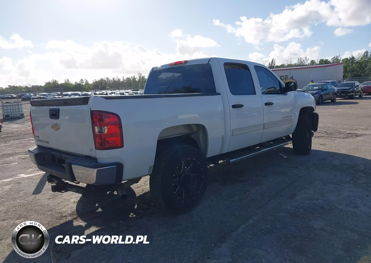 2011 Chevrolet Silverado 1500 Lt VIN:3GCPCSEA6BG152107 - 4