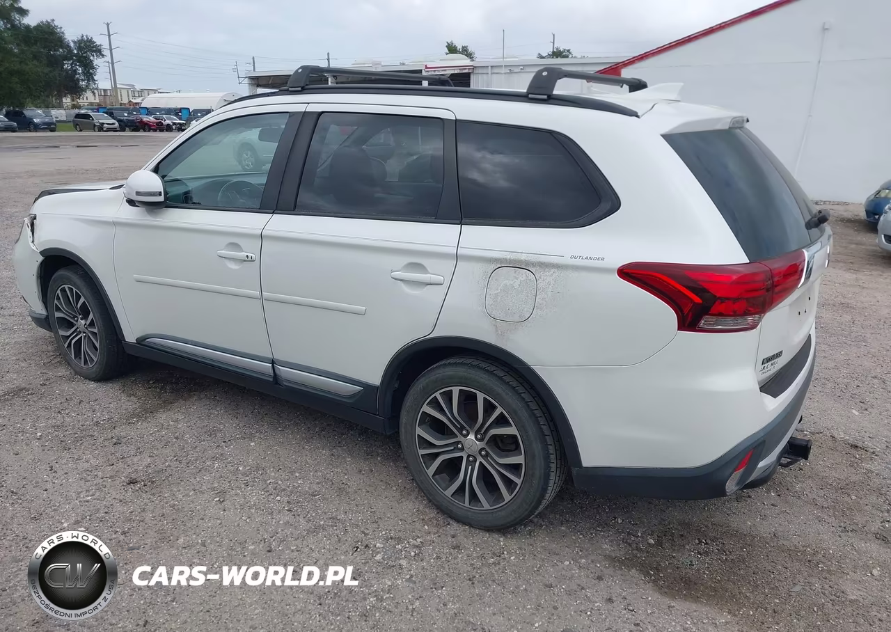 2017 Mitsubishi Outlander Se-Sel VIN:JA4AD3A38HZ005807 - 3