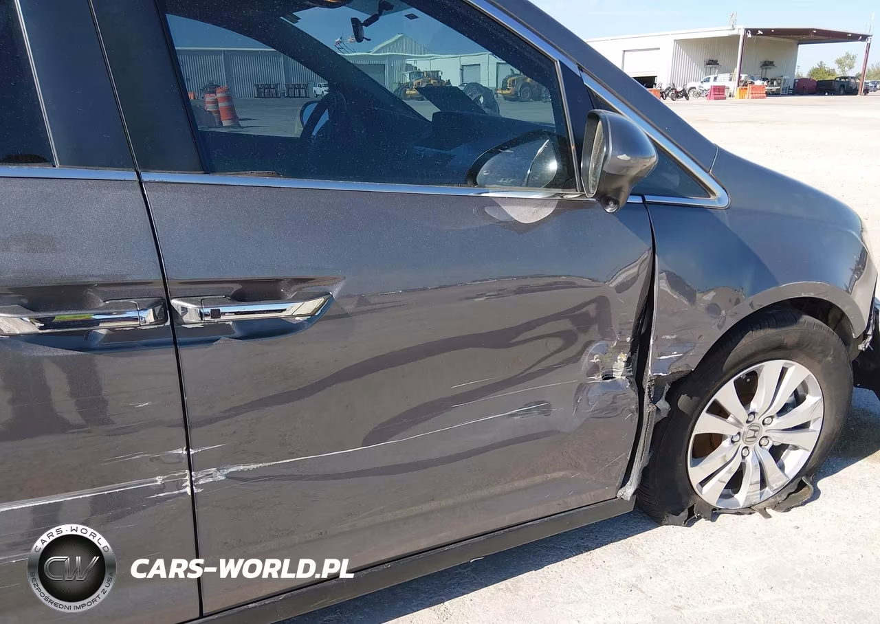 2015 Honda Odyssey Ex VIN:5FNRL5H45FB103752 - 18