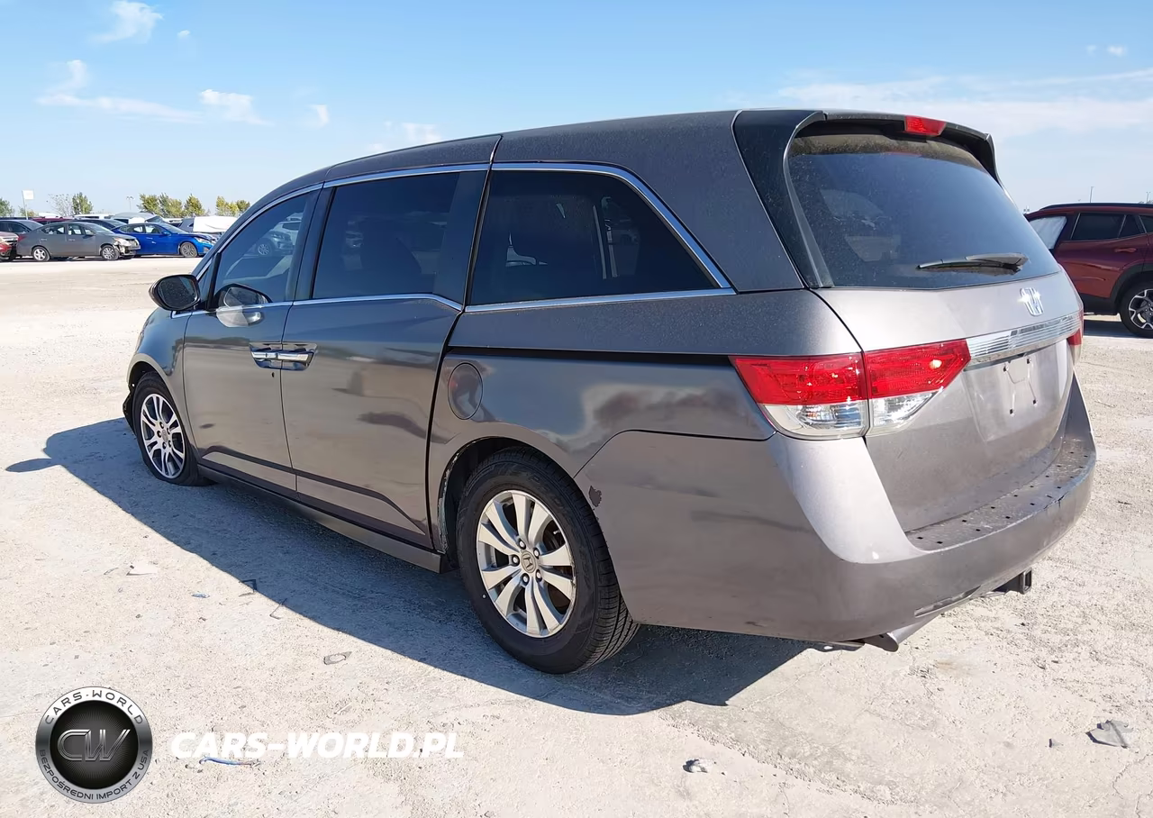 2015 Honda Odyssey Ex VIN:5FNRL5H45FB103752 - 3
