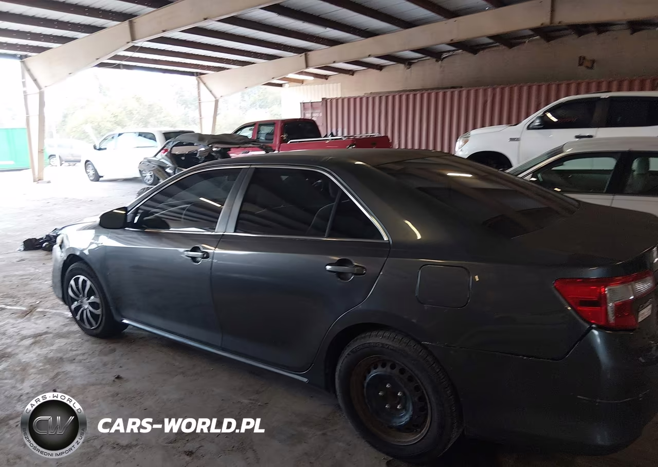 2012 Toyota Camry Hybrid Le VIN:4T1BD1FK1CU031374 - 14