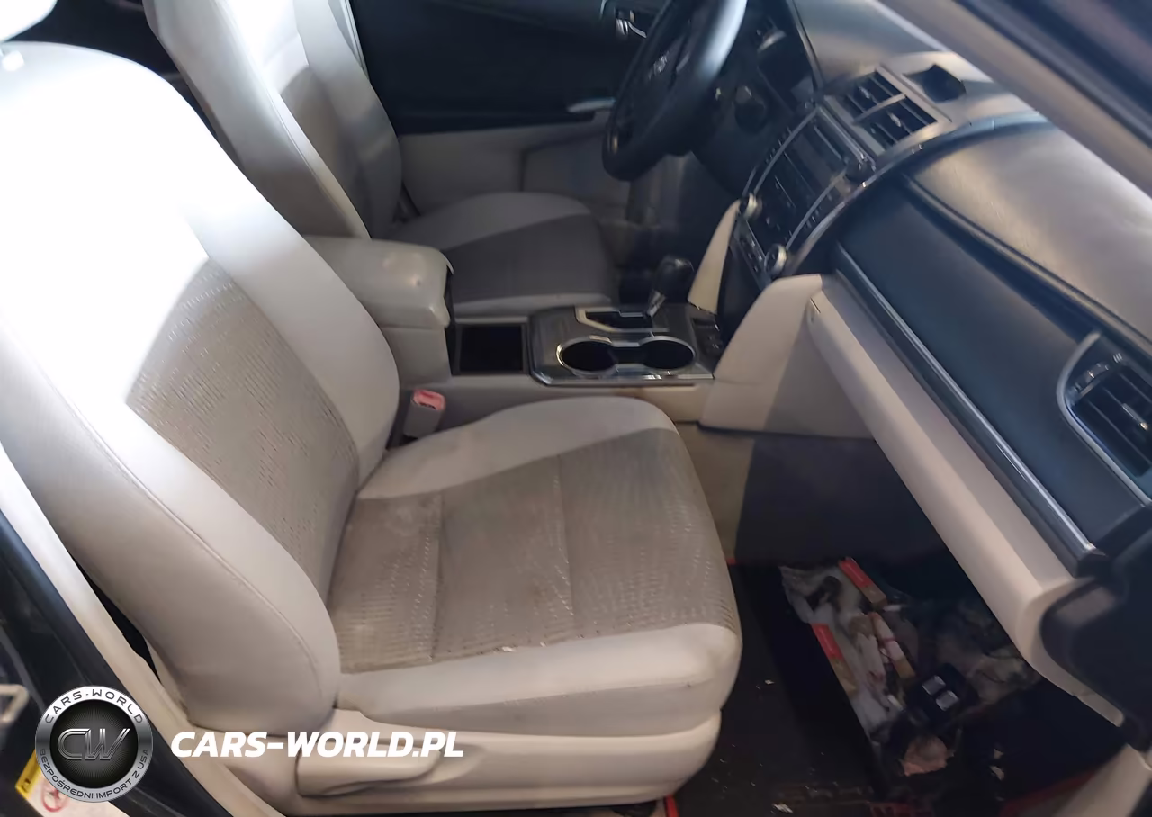 2012 Toyota Camry Hybrid Le VIN:4T1BD1FK1CU031374 - 5