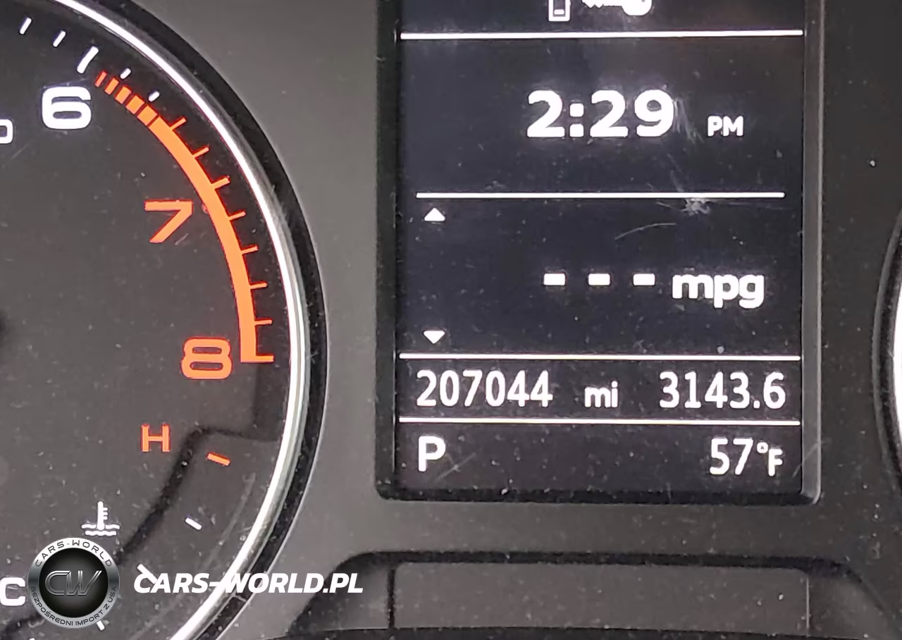 2016 Audi A3 2.0T Premium VIN:WAUB8GFF9G1043730 - 16