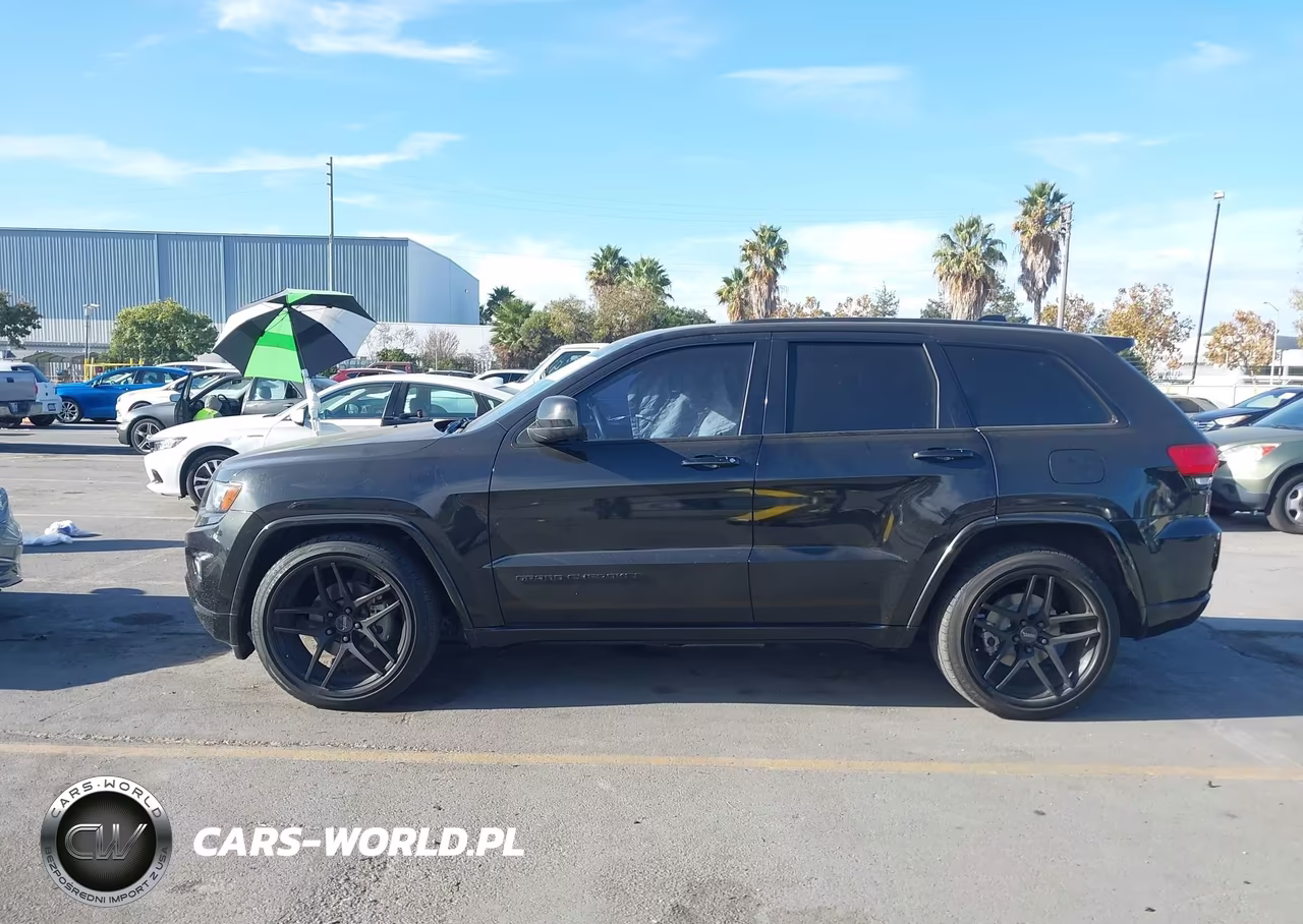 2015 Jeep Grand Cherokee Altitude VIN:1C4RJFAG8FC687237 - 14