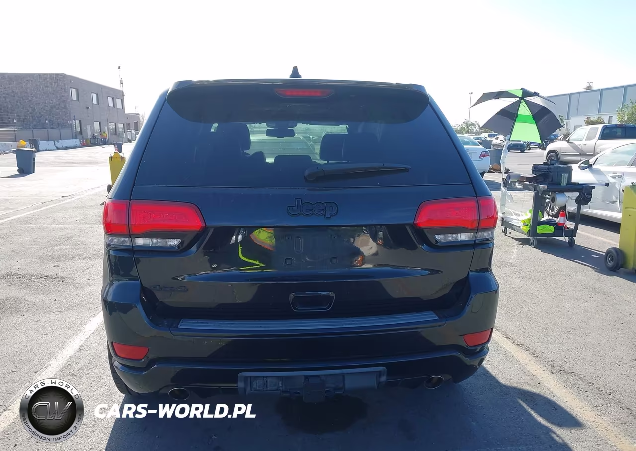 2015 Jeep Grand Cherokee Altitude VIN:1C4RJFAG8FC687237 - 16