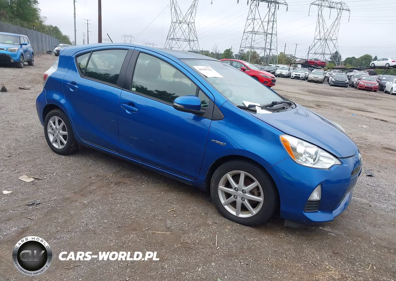 2012 Toyota Prius C Three VIN:JTDKDTB36C1016580 - 1