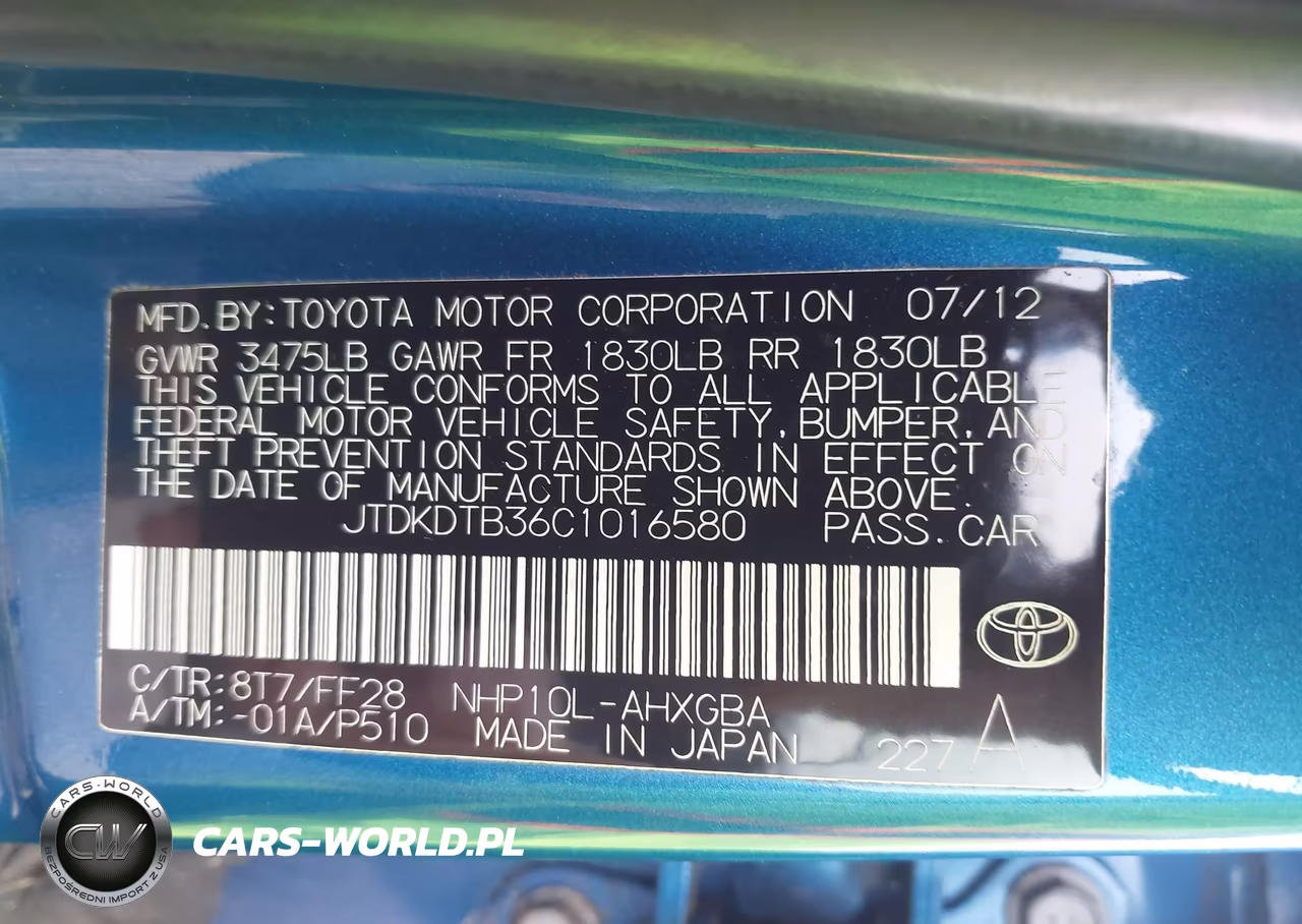 2012 Toyota Prius C Three VIN:JTDKDTB36C1016580 - 9