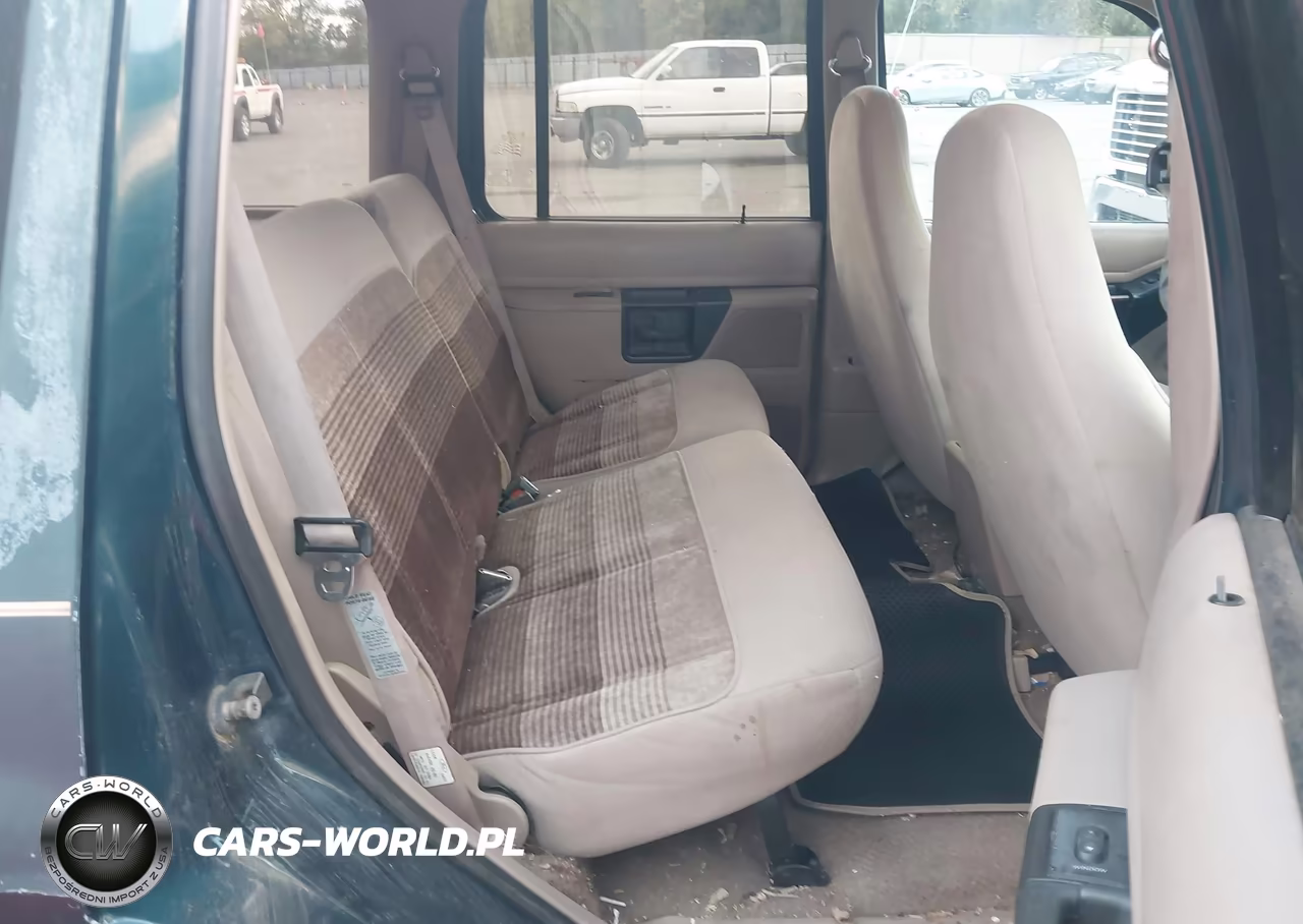 1992 Ford Explorer VIN:1FMDU34X7NUB37124 - 8