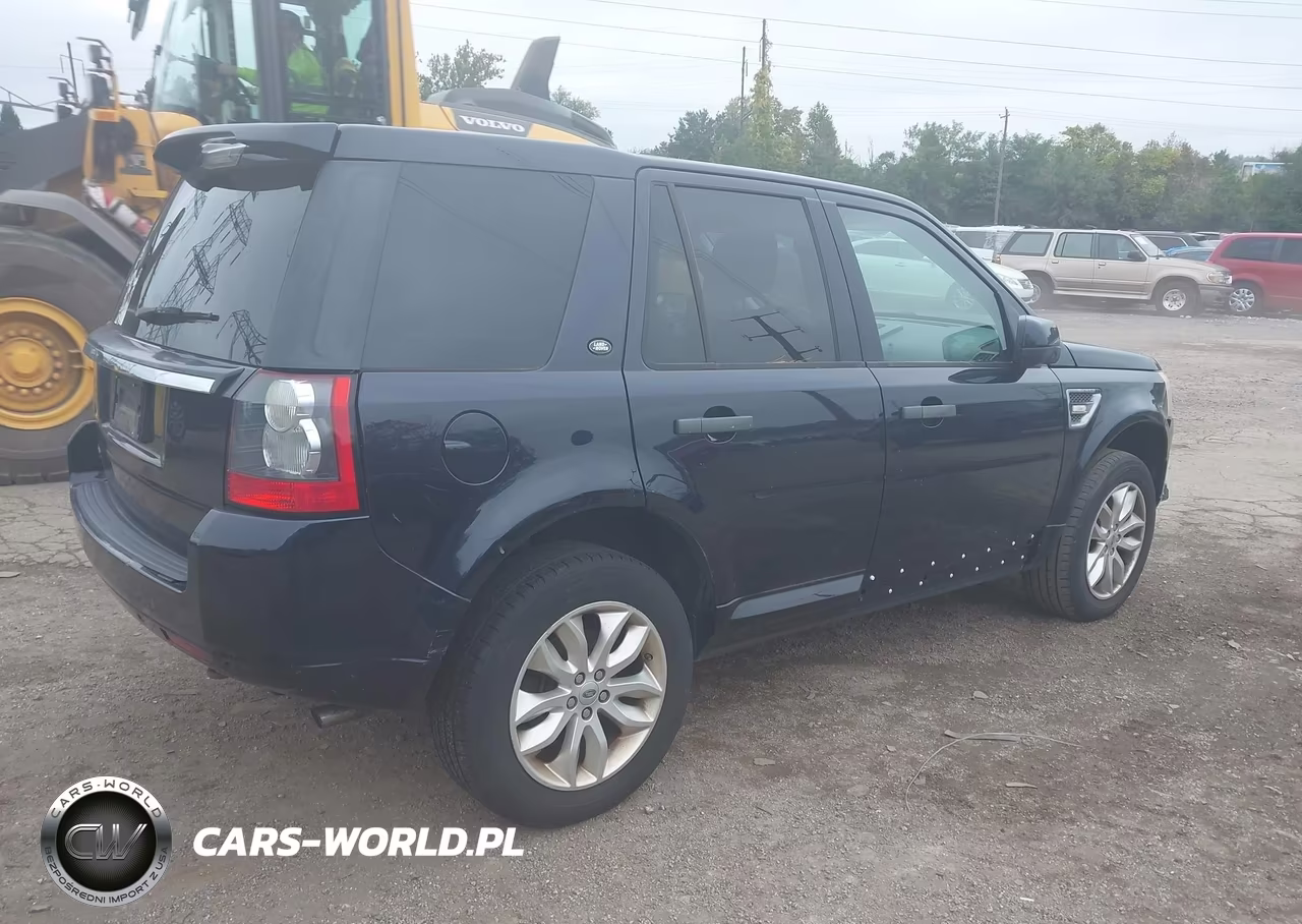 2011 Land Rover Lr2 VIN:SALFR2BN0BH264885 - 4