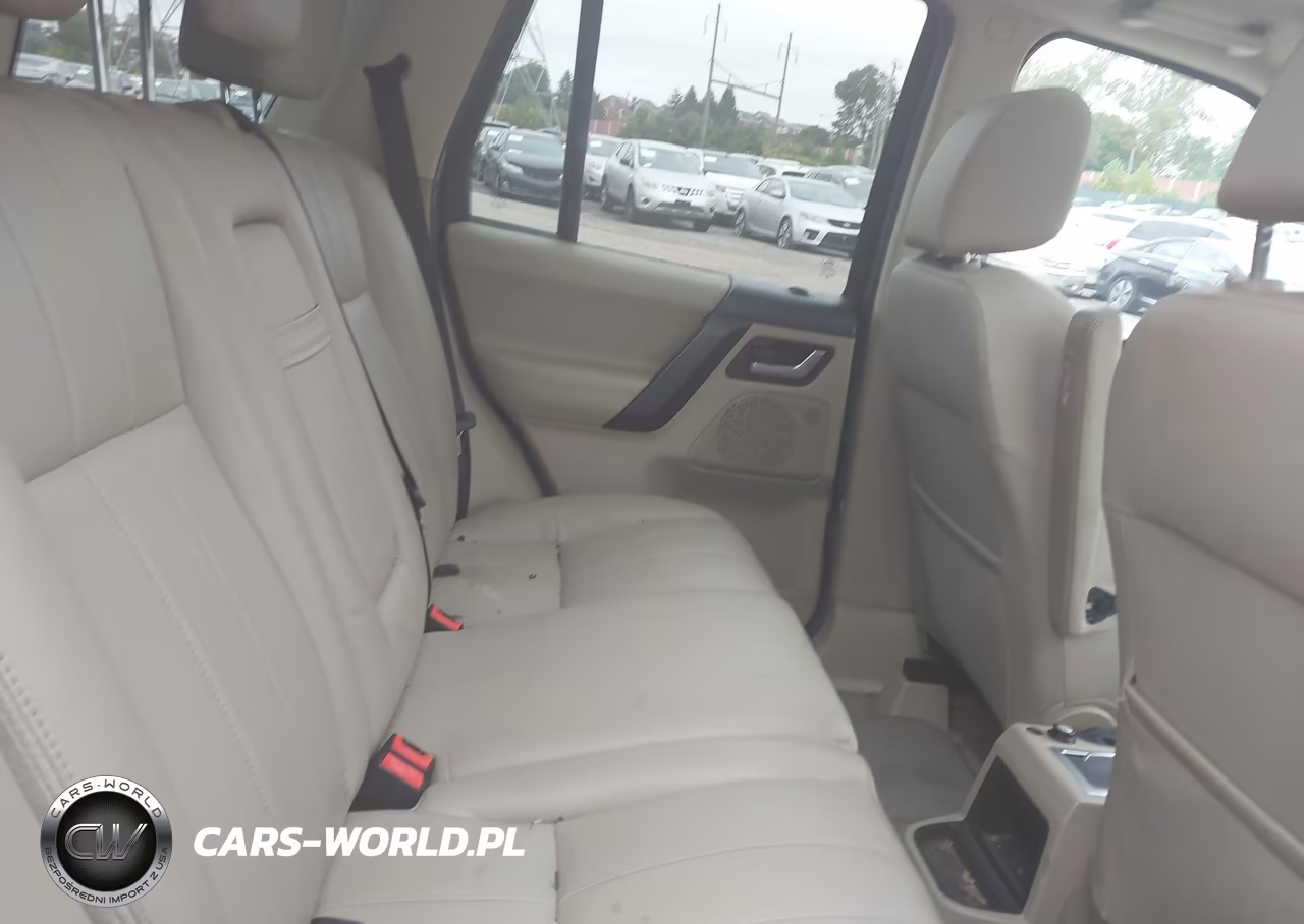 2011 Land Rover Lr2 VIN:SALFR2BN0BH264885 - 8