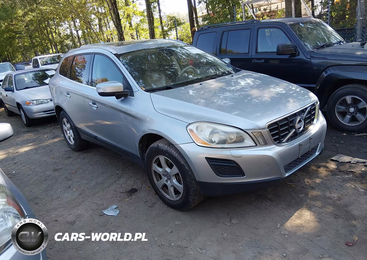 2011 Volvo Xc60 3.2-3.2 R-Design
