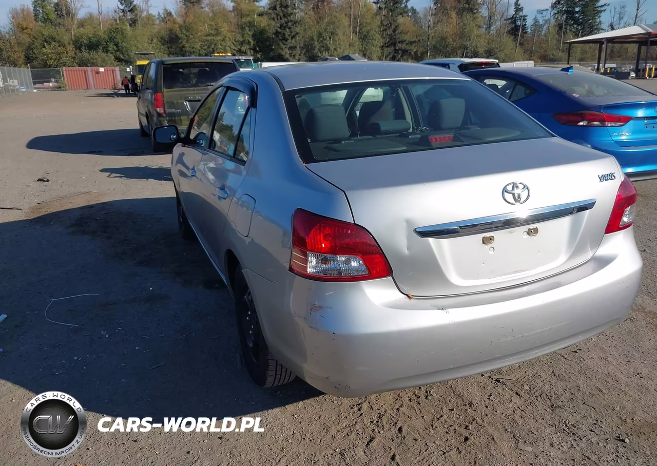2012 Toyota Yaris VIN:JTDBT4K33CL013696 - 3