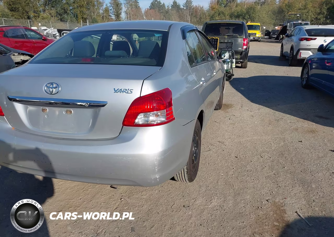 2012 Toyota Yaris VIN:JTDBT4K33CL013696 - 4