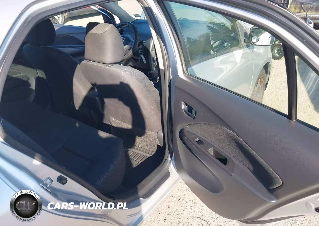 2012 Toyota Yaris VIN:JTDBT4K33CL013696 - 8