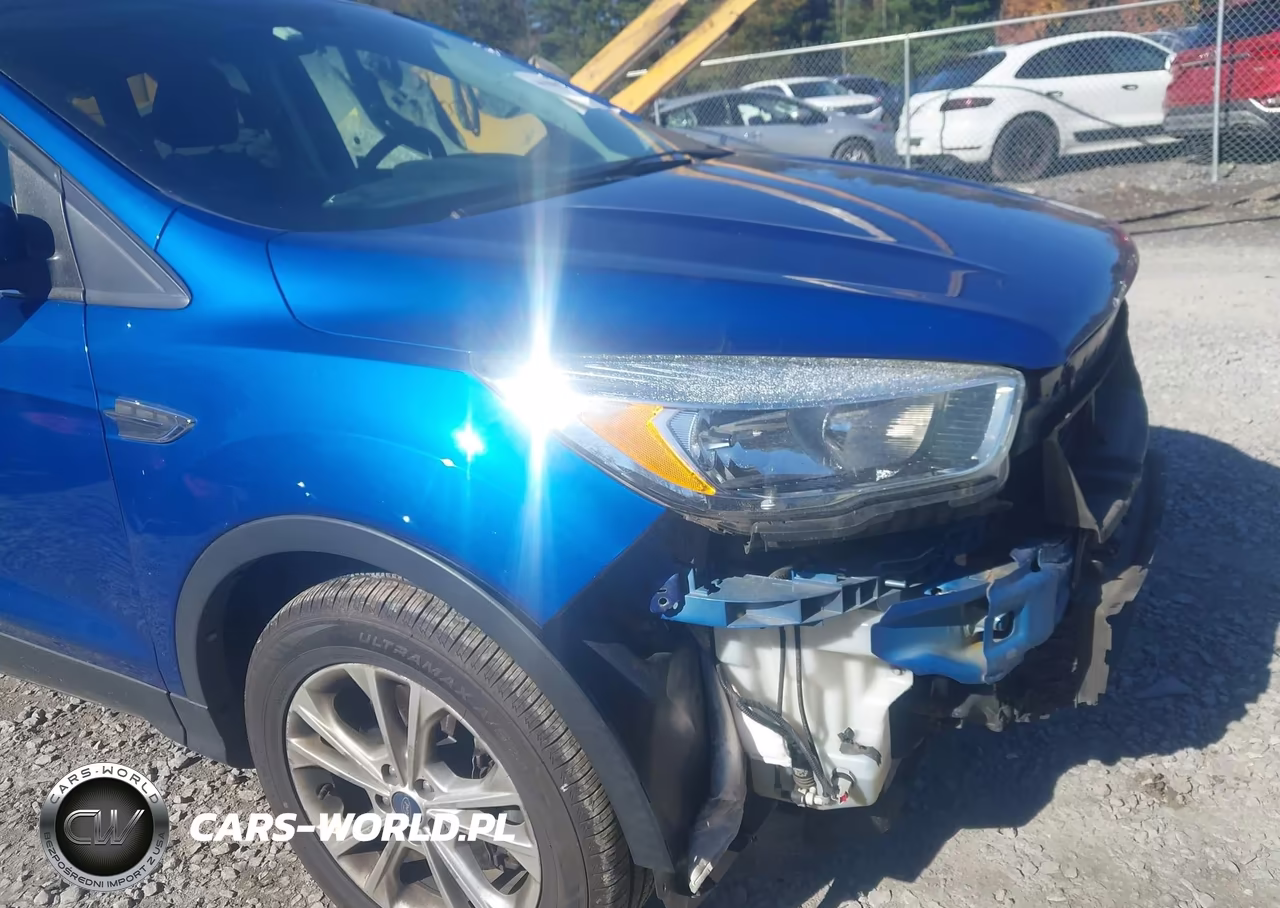 2017 Ford Escape Se VIN:1FMCU9GD3HUD23411 - 12
