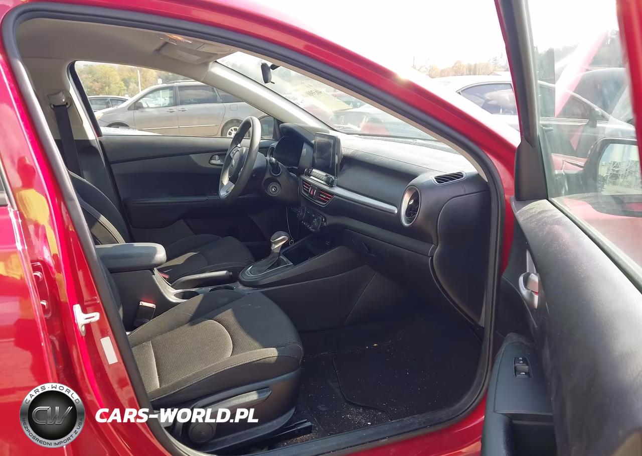 2019 Kia Forte Lxs VIN:3KPF24ADXKE029982 - 5