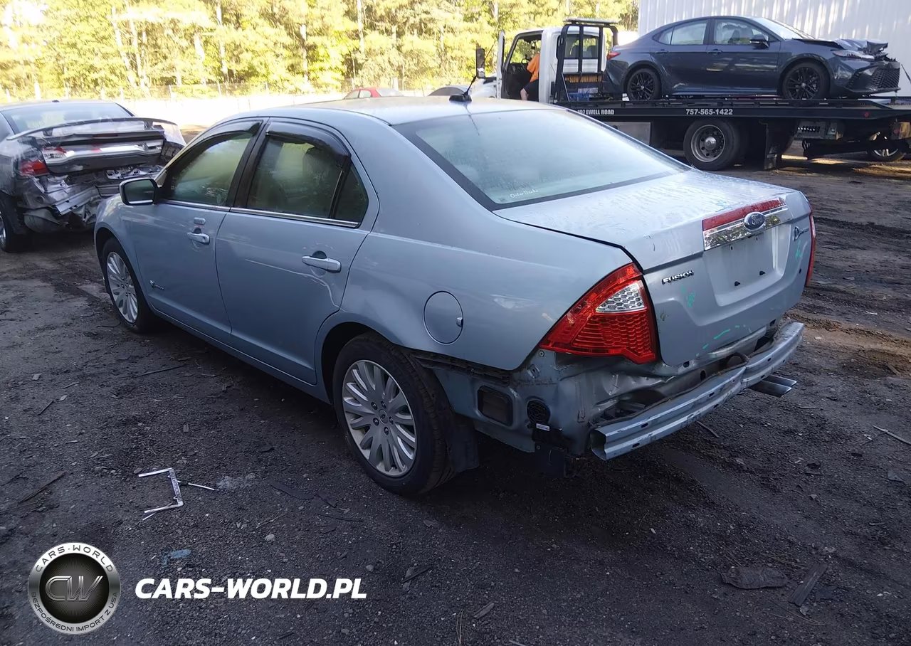 2010 Ford Fusion Hybrid VIN:3FADP0L30AR304309 - 3