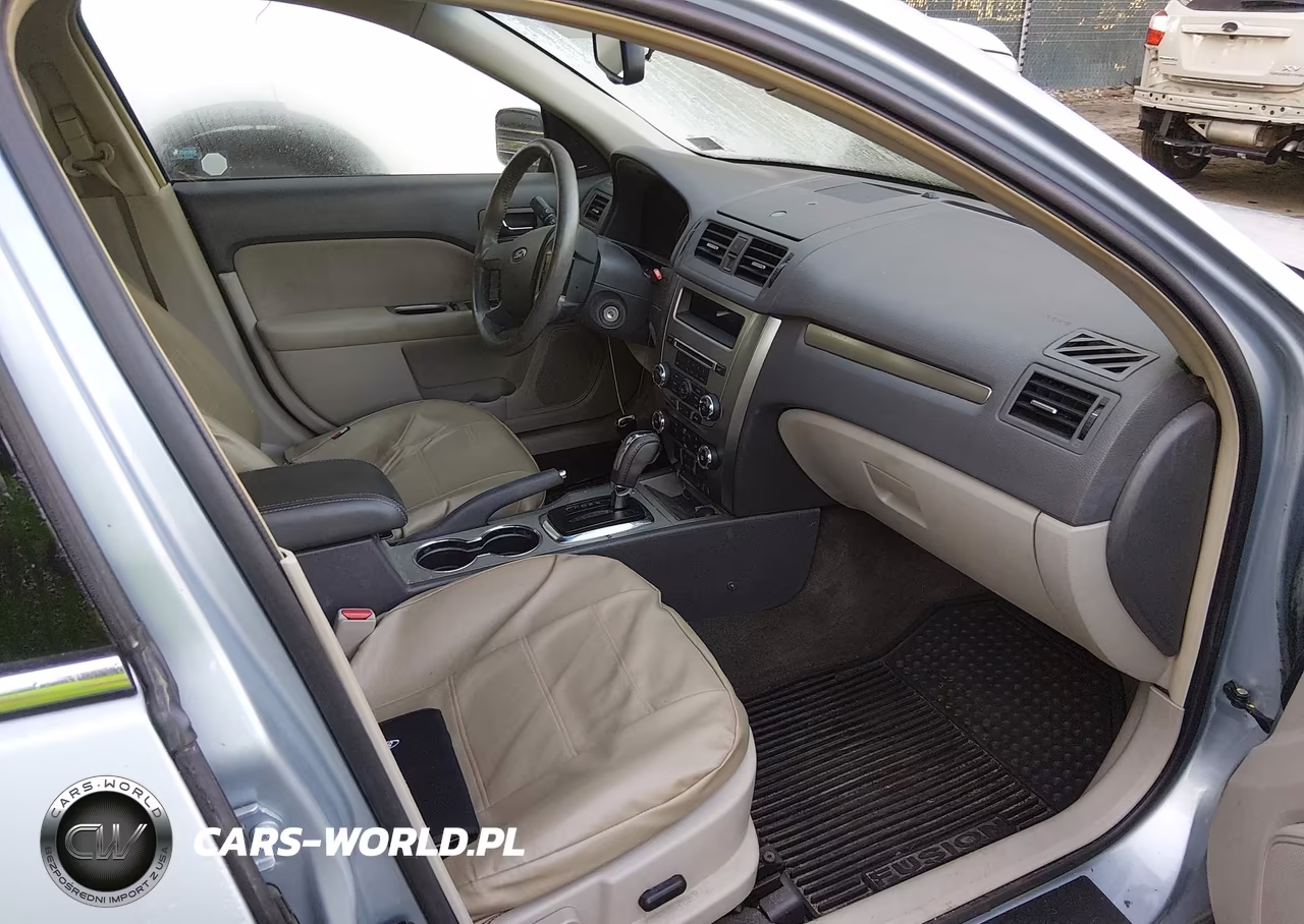 2010 Ford Fusion Hybrid VIN:3FADP0L30AR304309 - 5