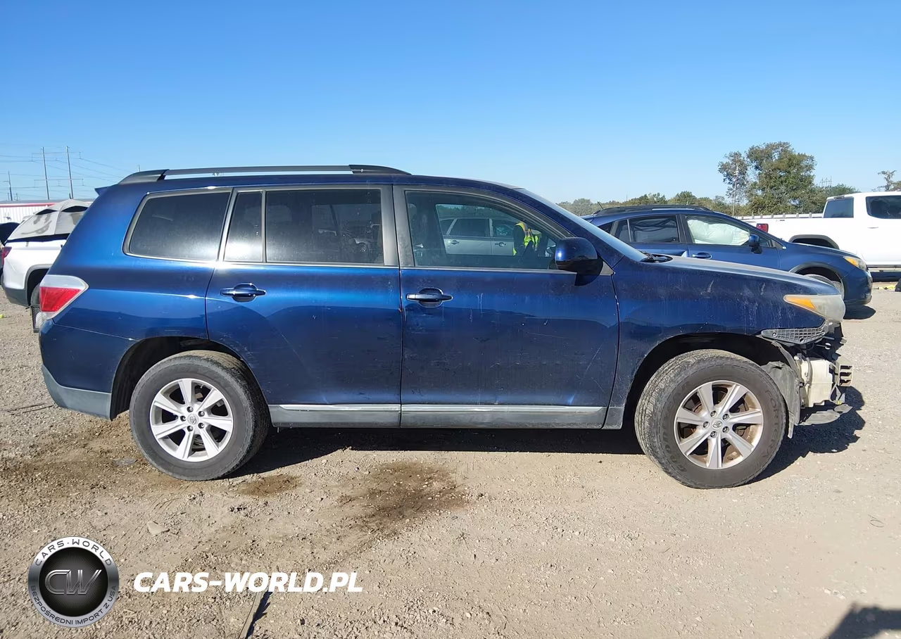 2011 Toyota Highlander Base V6 VIN:5TDZK3EH7BS037032 - 14