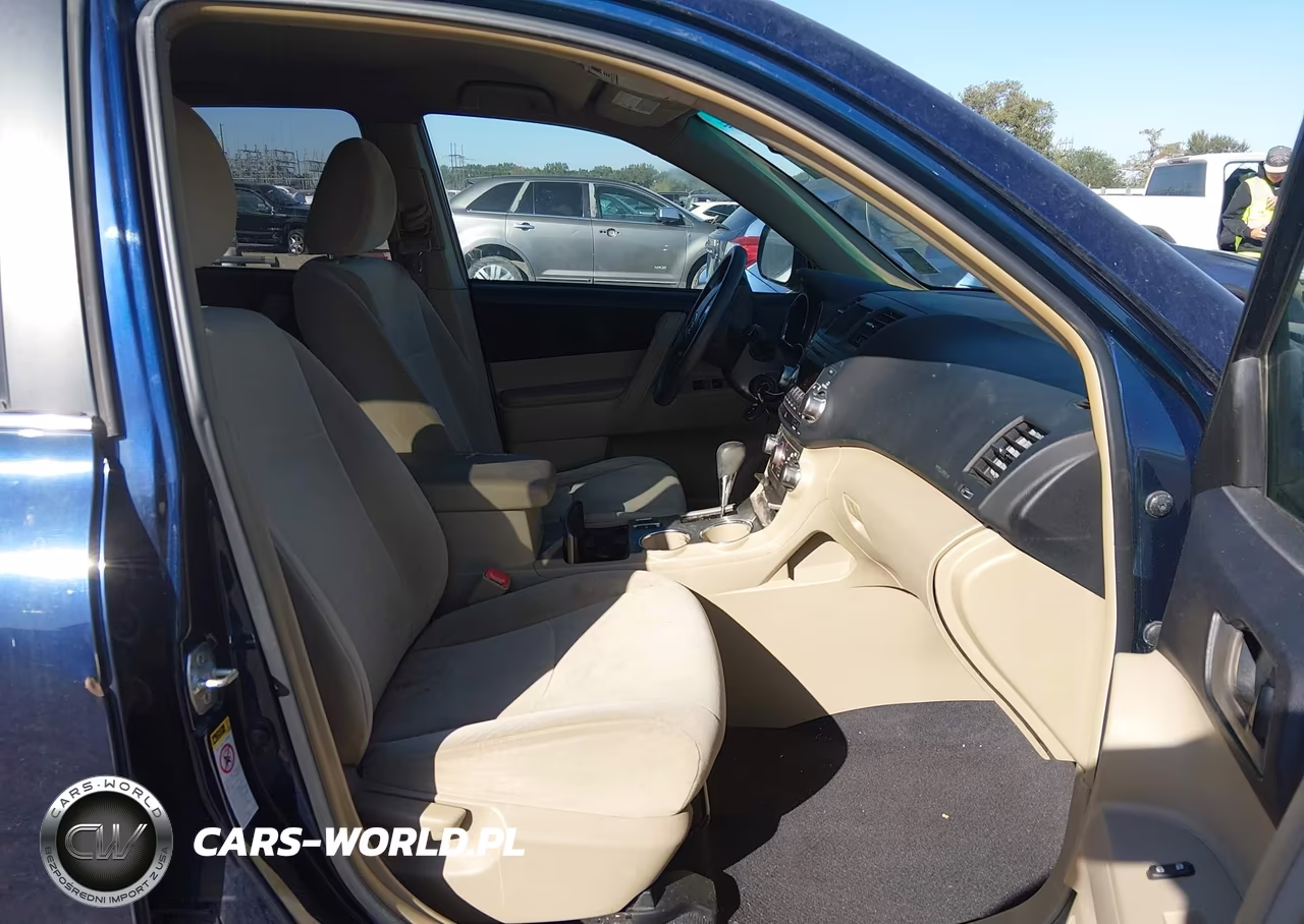 2011 Toyota Highlander Base V6 VIN:5TDZK3EH7BS037032 - 5