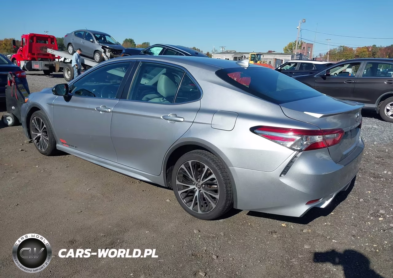 2019 Toyota Camry Se VIN:4T1B11HK3KU683241 - 3
