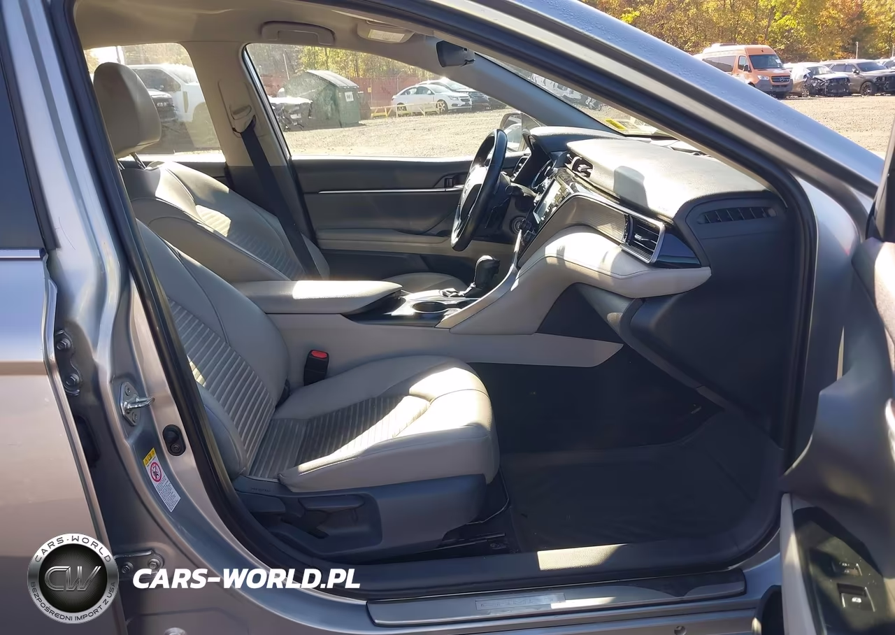 2019 Toyota Camry Se VIN:4T1B11HK3KU683241 - 5