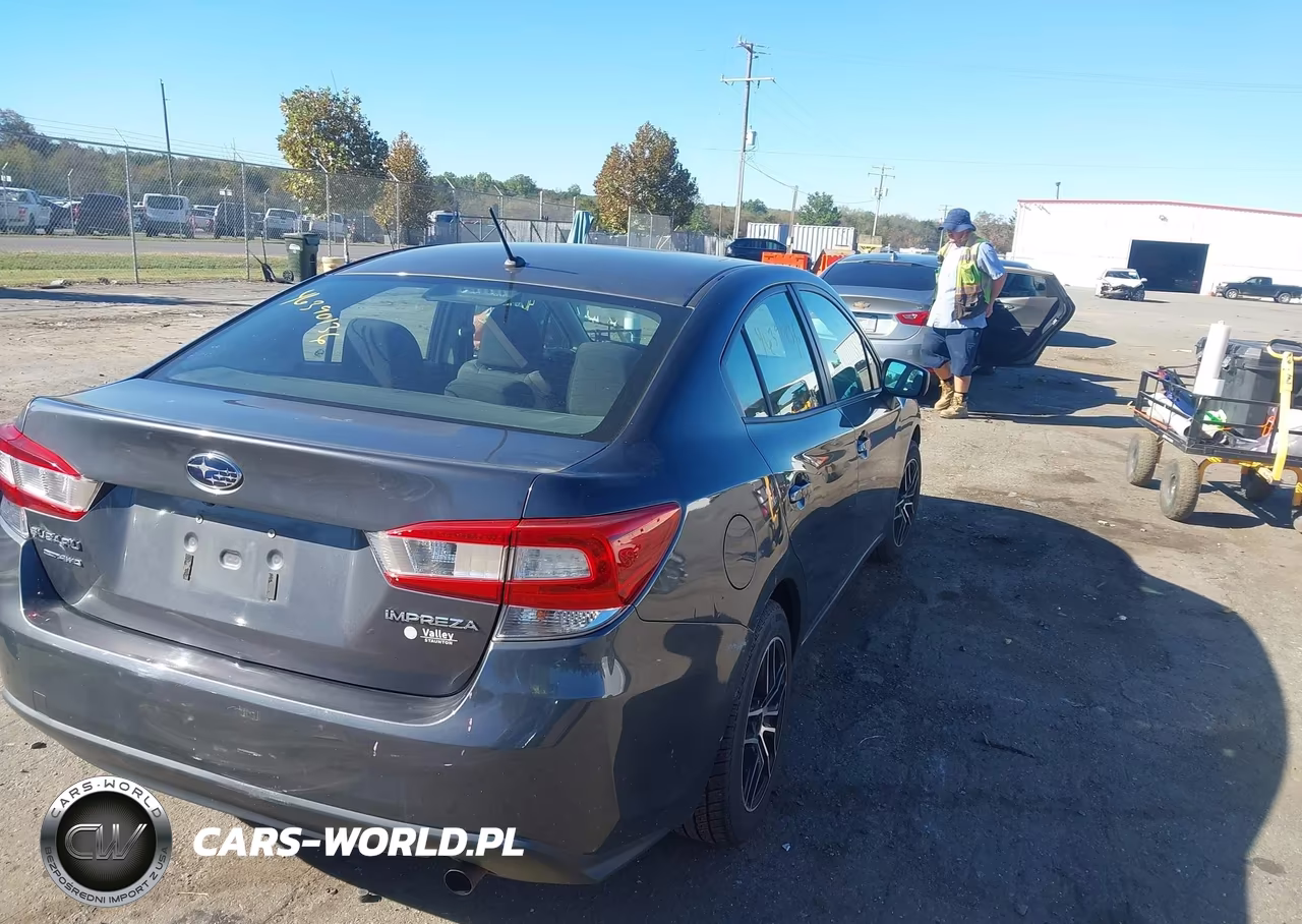 2018 Subaru Impreza 2.0I VIN:4S3GKAA61J1613709 - 4