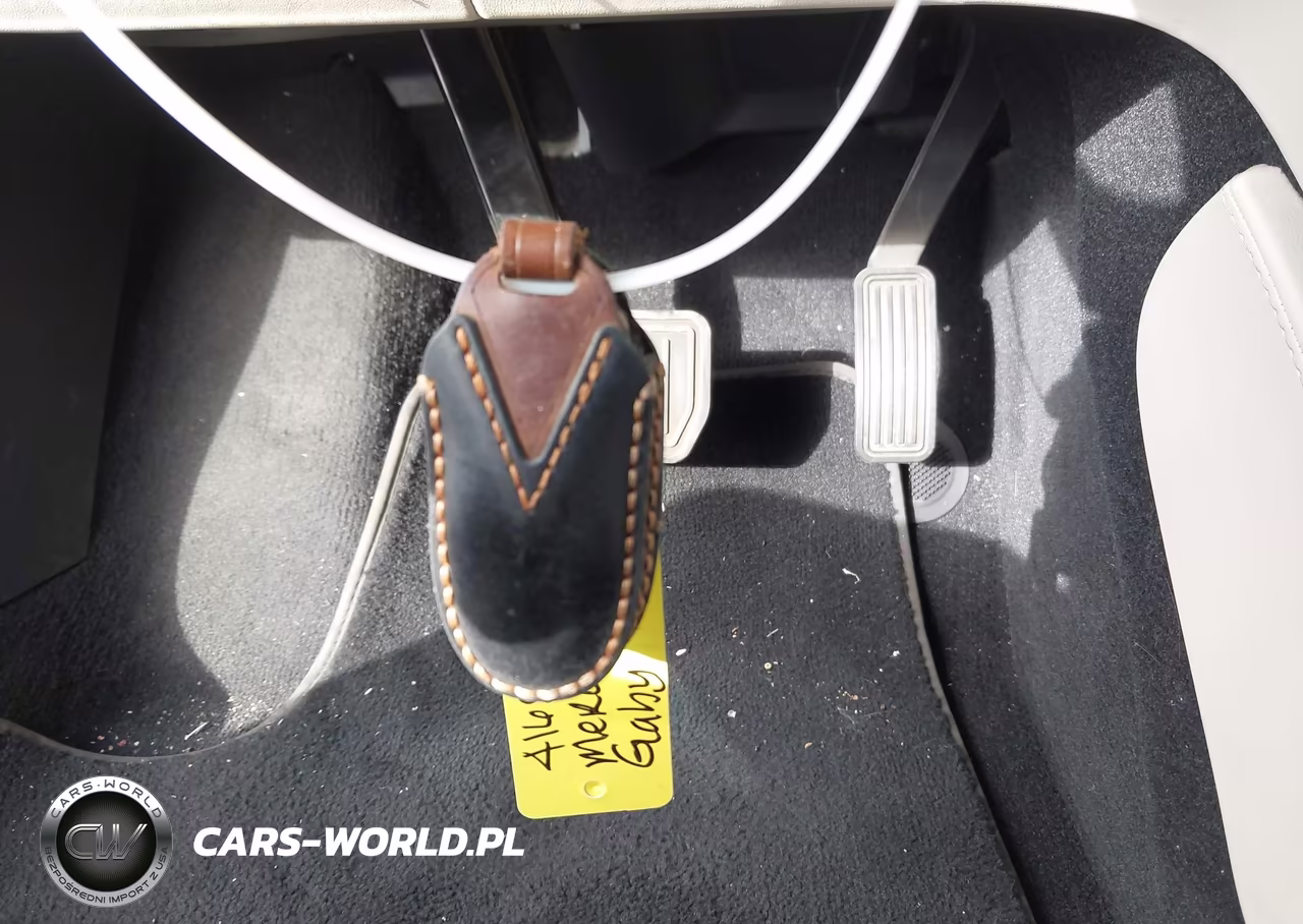 2021 Tesla Model S Long Range Dual Motor All-Wheel Drive-Long Range Plus Dual Motor All-Wheel Drive VIN:5YJSA1E21MF418449 - 11