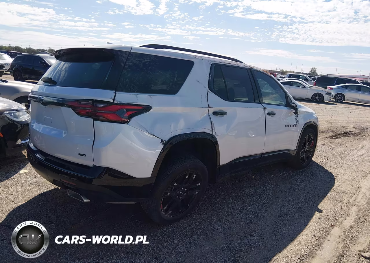 2023 Chevrolet Traverse Awd Premier VIN:1GNEVKKW4PJ295099 - 4