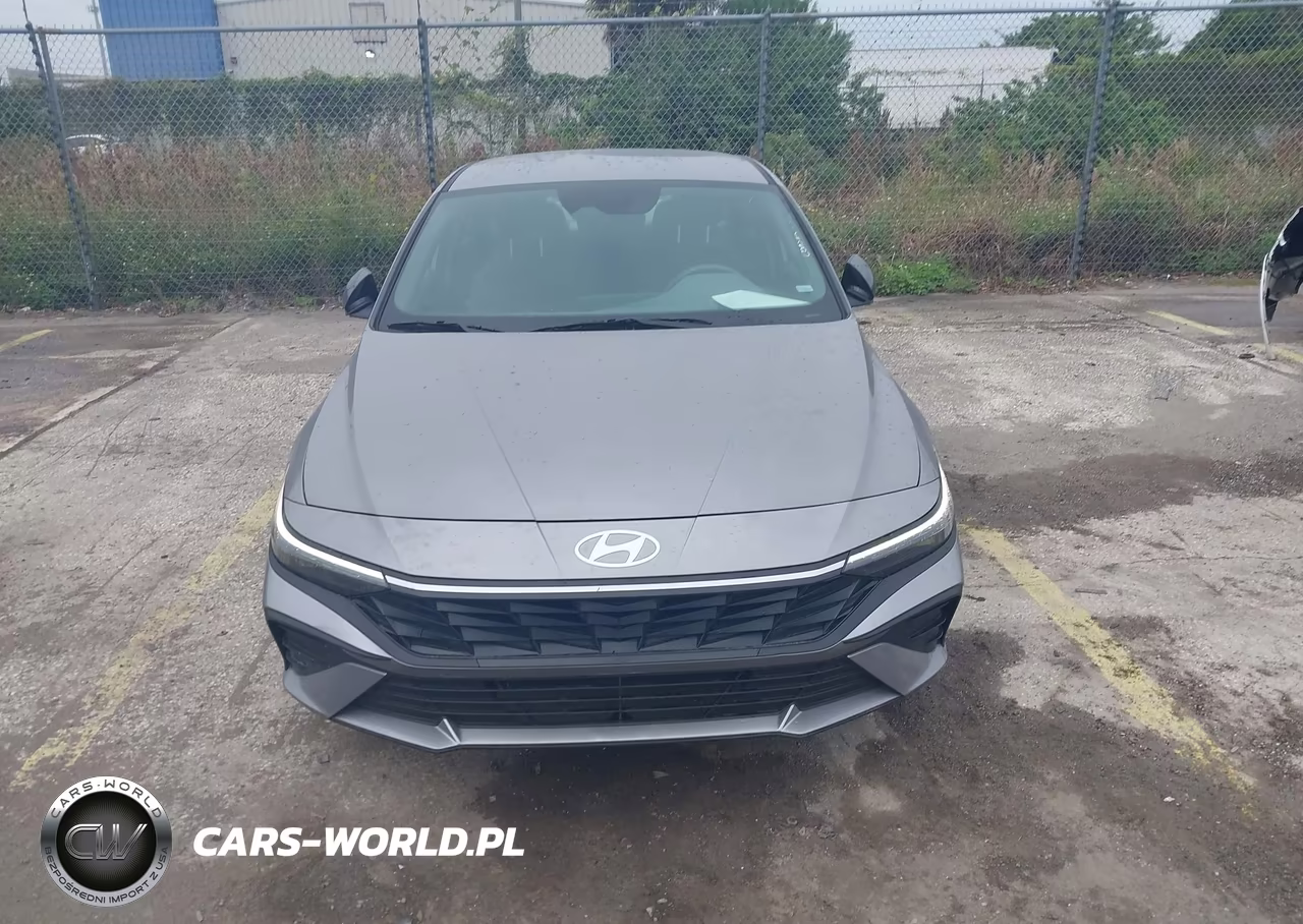 2026 Hyundai Elantra Sel Sport VIN:KMHLM4DG5TU112110 - 12