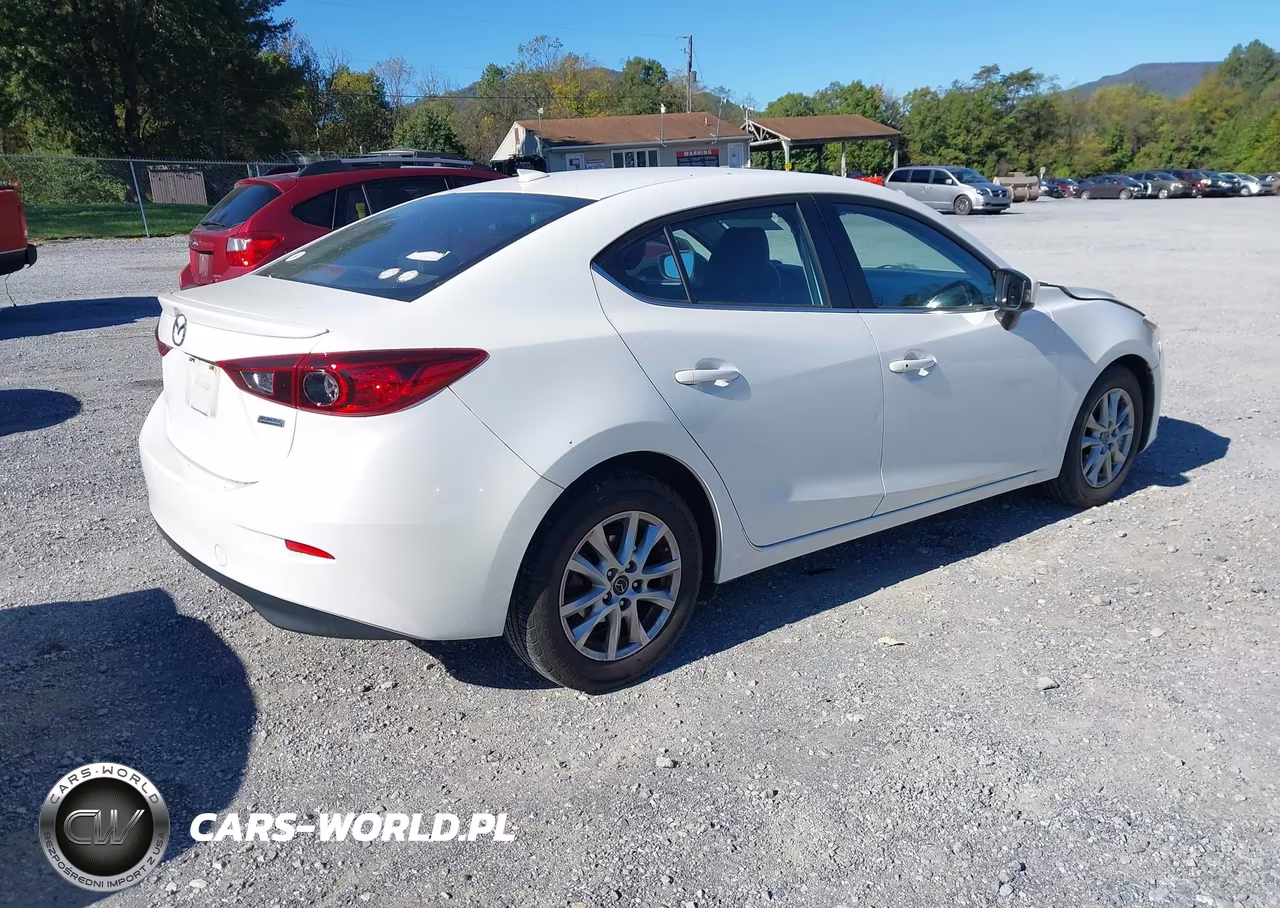 2016 Mazda Mazda3 I Touring VIN:JM1BM1W72G1337149 - 4