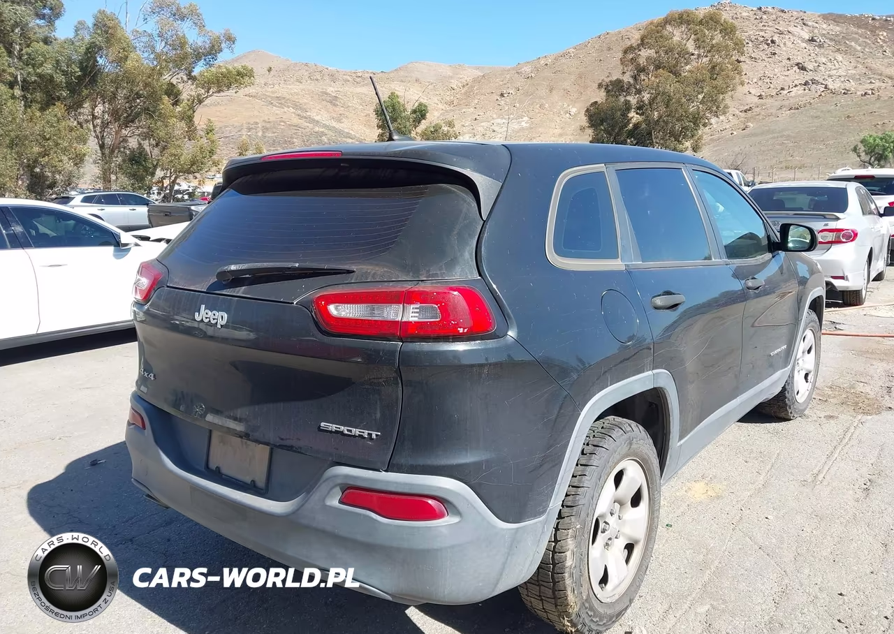 2017 Jeep Cherokee Sport 4X4 VIN:1C4PJMAB8HD217397 - 4