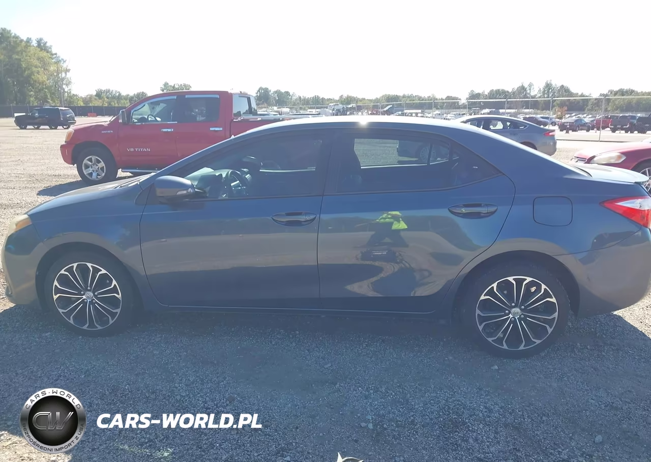 2015 Toyota Corolla S Plus VIN:2T1BURHE0FC359204 - 14