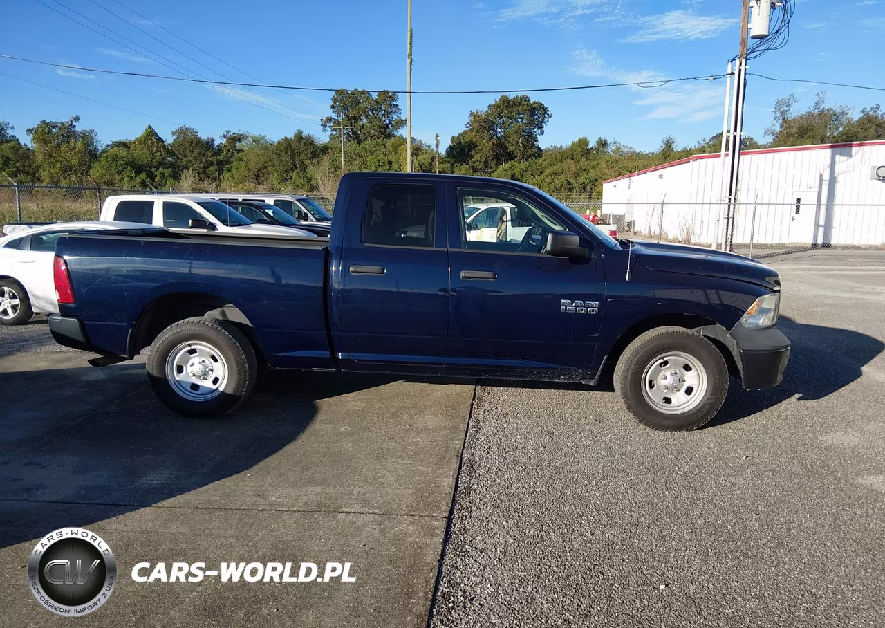 2018 Ram 1500 Tradesman 4X2 6'4 Box VIN:1C6RR6FGXJS303613 - 18