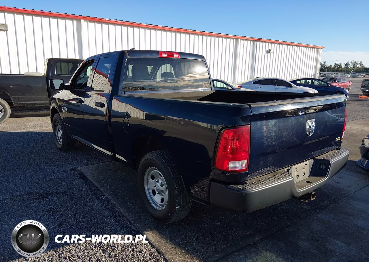 2018 Ram 1500 Tradesman 4X2 6'4 Box VIN:1C6RR6FGXJS303613 - 3