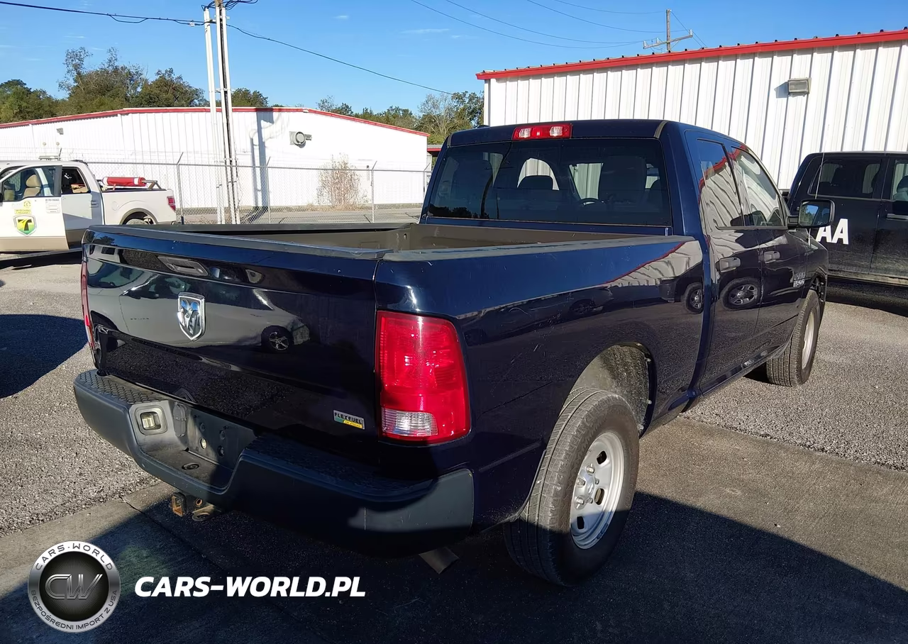 2018 Ram 1500 Tradesman 4X2 6'4 Box VIN:1C6RR6FGXJS303613 - 4