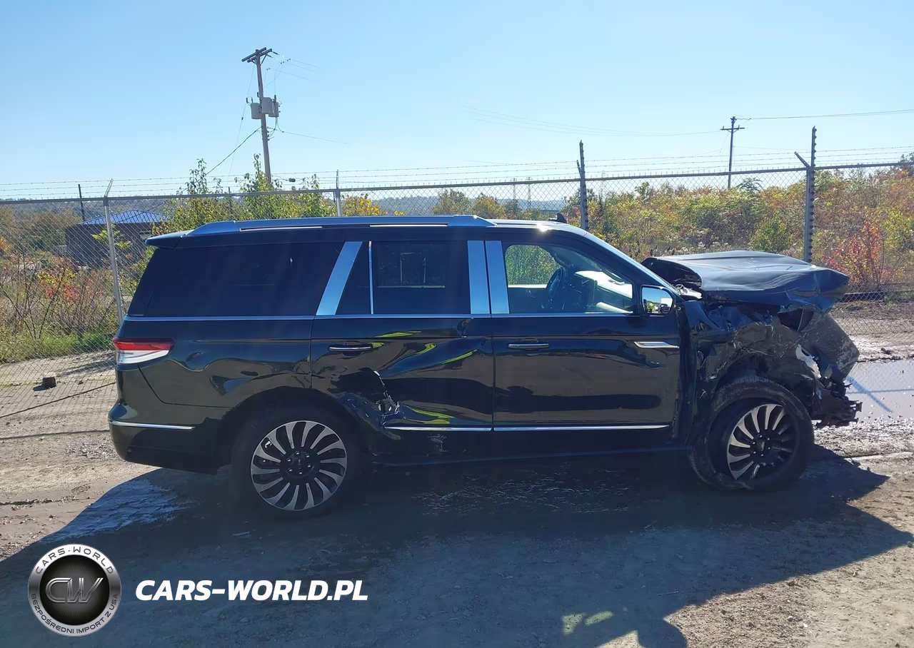 2023 Lincoln Navigator Black Label VIN:5LMJJ2TG7PEL14157 - 13