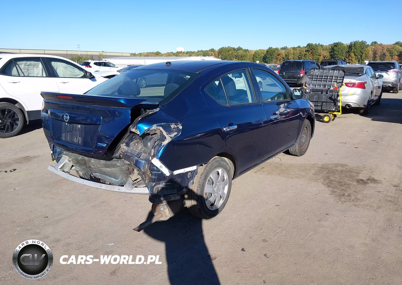 2018 Nissan Versa 1.6 Sv VIN:3N1CN7AP4JL865290 - 4